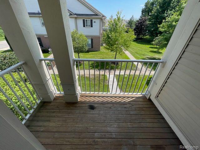 1885 PINECROFT Drive, Canton, MI 48188 — Photo 13