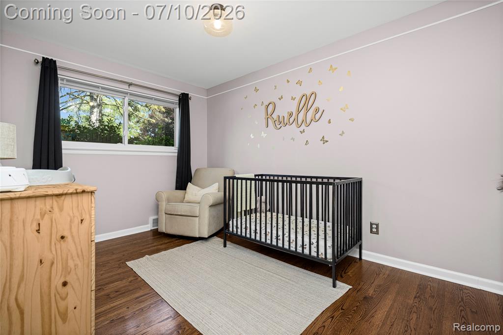 8561 Liberty Boulevard, Westland, MI — Photo 23
