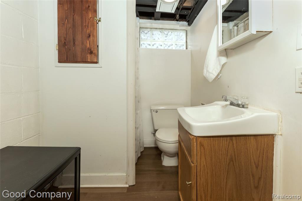 717 W 12 Mile Road, Royal Oak, MI 48073 — Photo 34