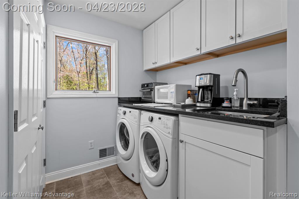 3370 BREEZEWOOD, Ortonville, MI 48462 — Photo 16