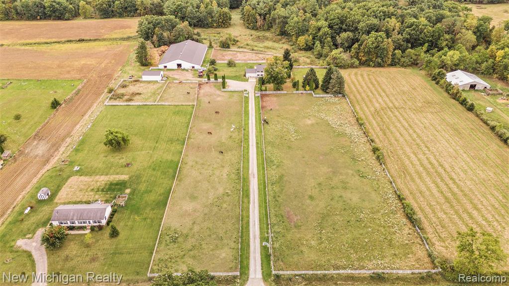 5155 CARRIGAN Road, Clyde, MI 48049 — Photo 44