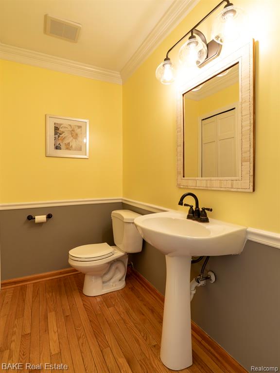 43085 Whisper Court, Northville, MI 48168 — Photo 29