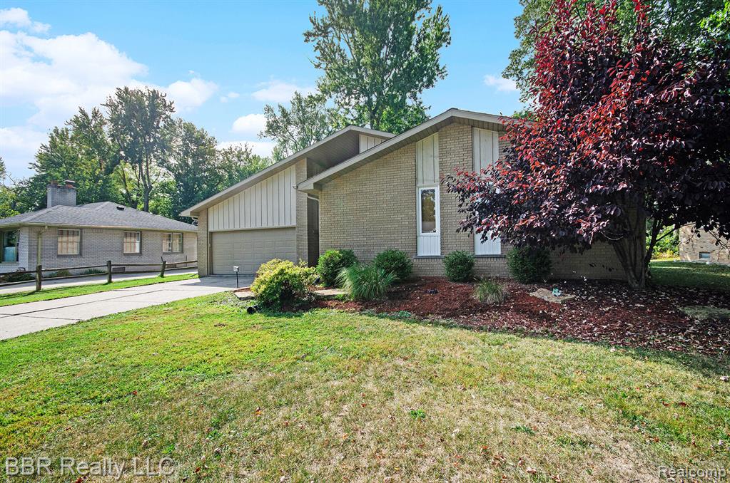 9157 Dallas Drive, Grosse Ile, MI 48138 — Photo 26