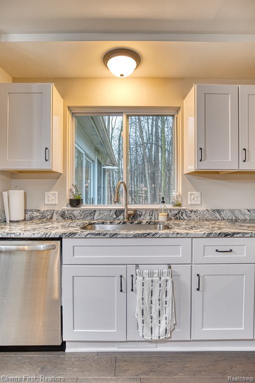 42103 WOODCREEK Lane, Canton, MI 48188 — Photo 14