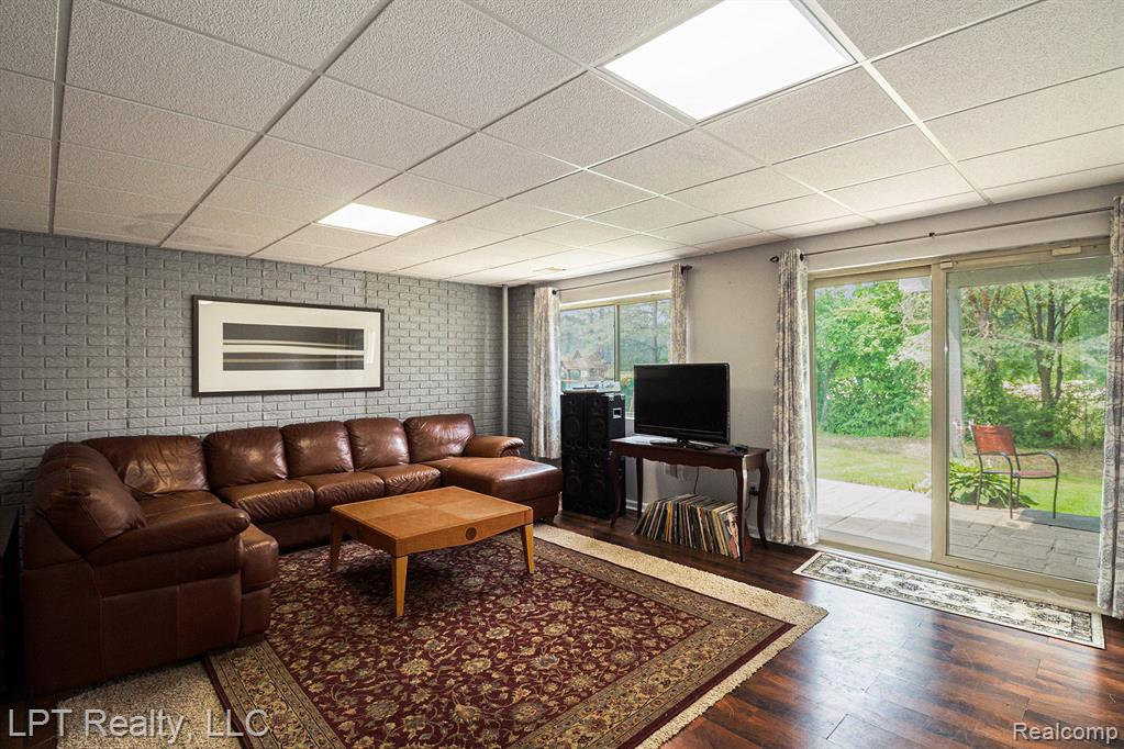 3172 Waldon Ridge Drive, Orion, MI — Photo 22