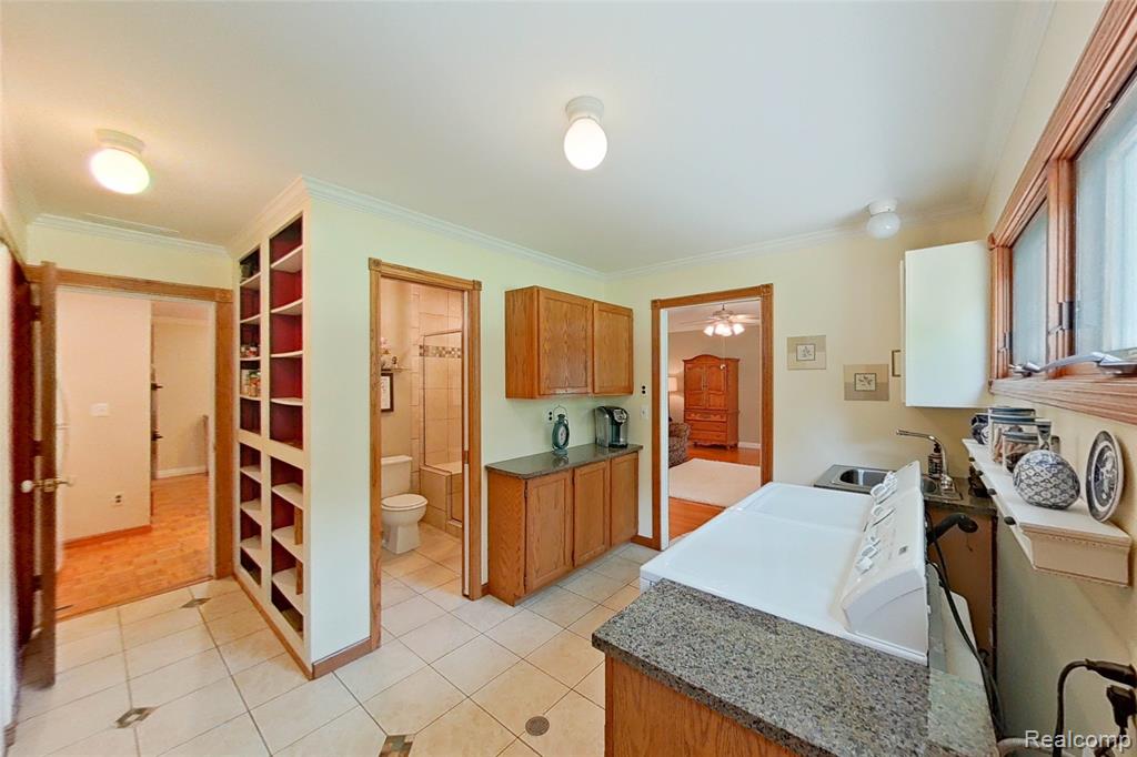 50666 W 9 Mile Road, Novi, MI — Photo 30