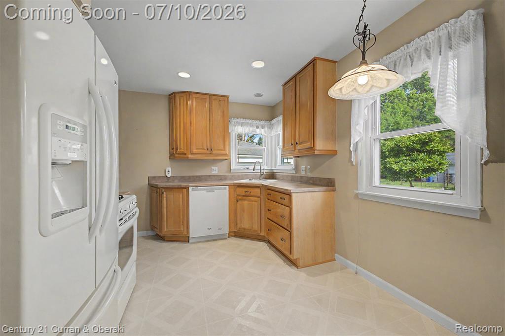 542 Central Street, Inkster, MI 48141 — Photo 6