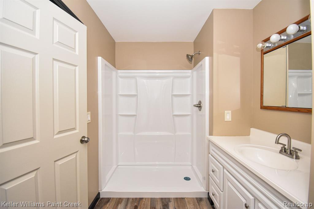 10110 SMITHS CREEK Road, Wales, MI — Photo 22