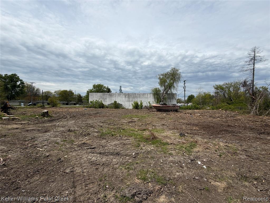 22477 15 Mile Road, Clinton Twp, MI 48035 — Photo 26