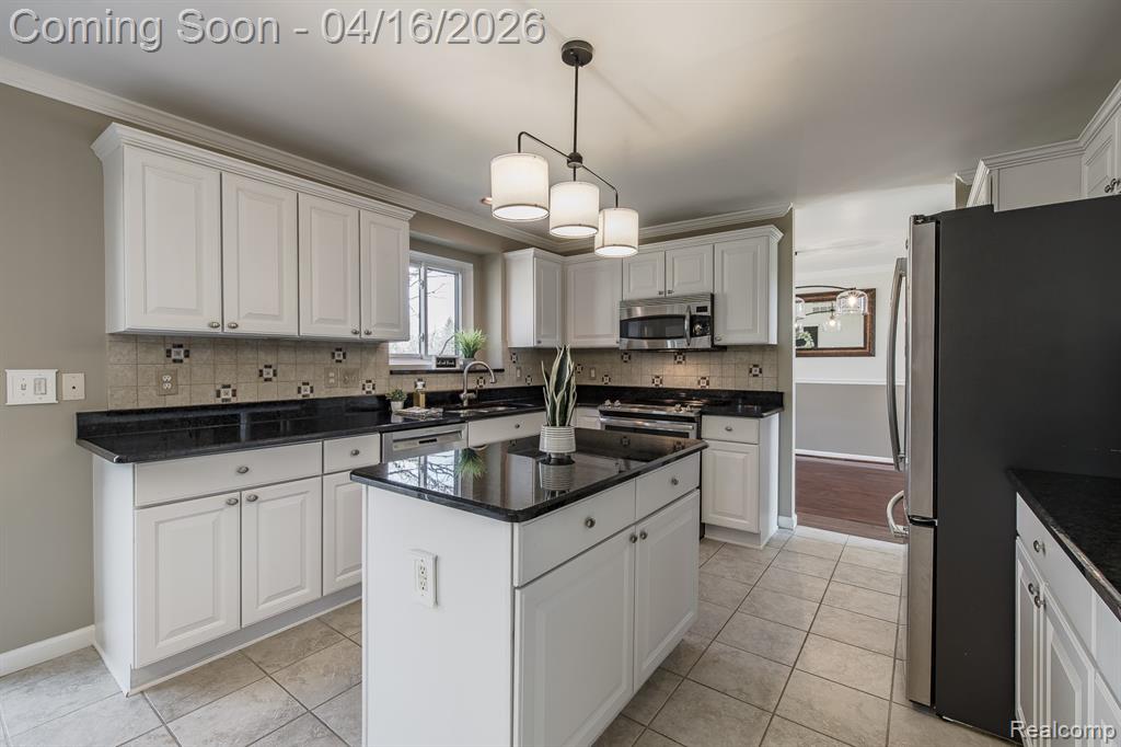 3472 Paramount Lane, Auburn Hills, MI 48326 — Photo 15