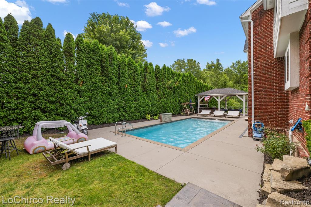 55223 Meadow Ridge Court, Shelby Twp, MI 48316 — Photo 66