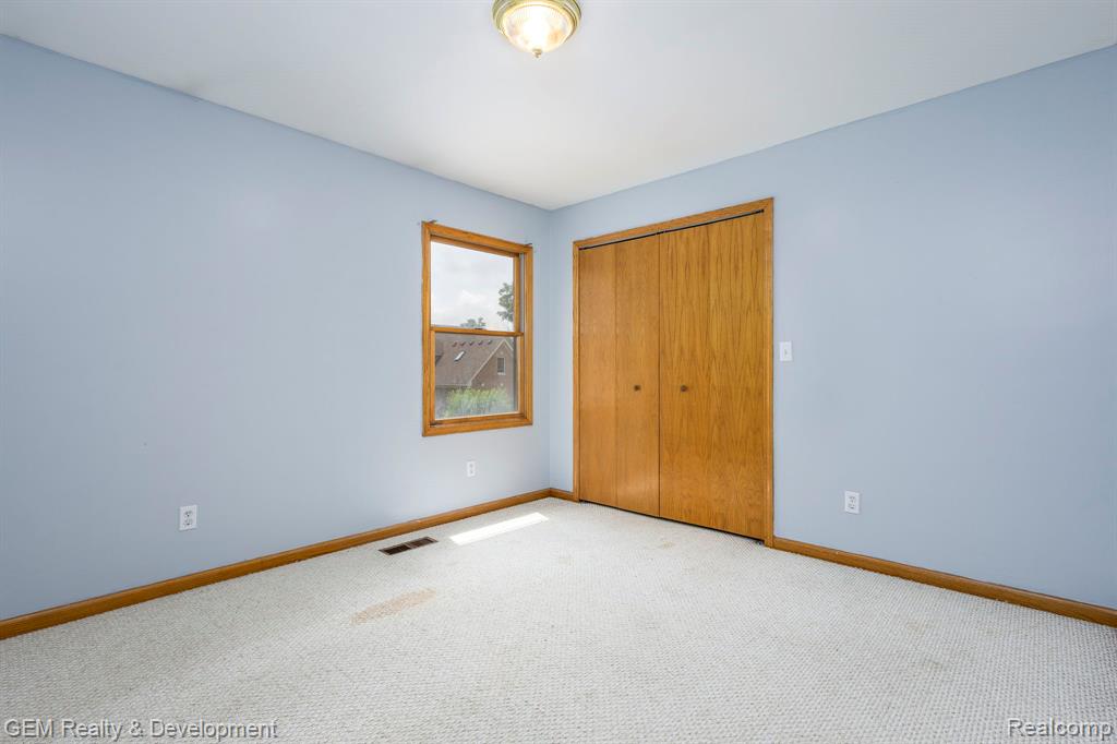 422 Clinton Street, Wyandotte, MI 48192 — Photo 20