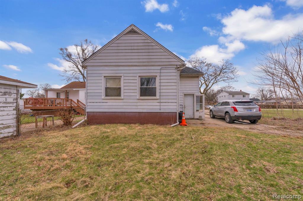 850 Montie Road, Lincoln Park, MI 48146 — Photo 19