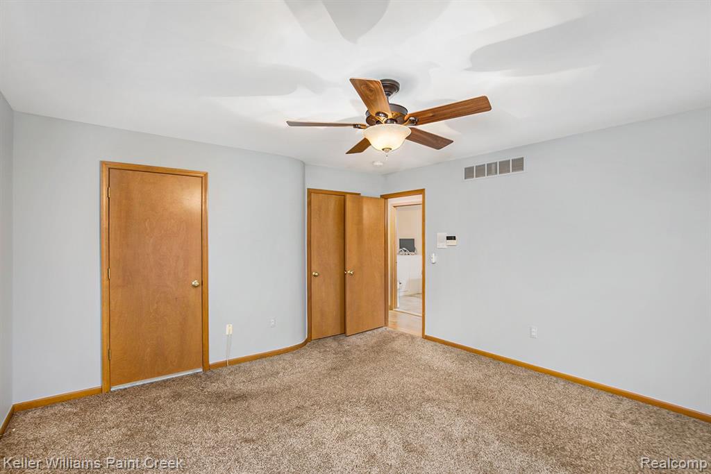 48630 SUTTON BAY, Utica, MI 48315 — Photo 10