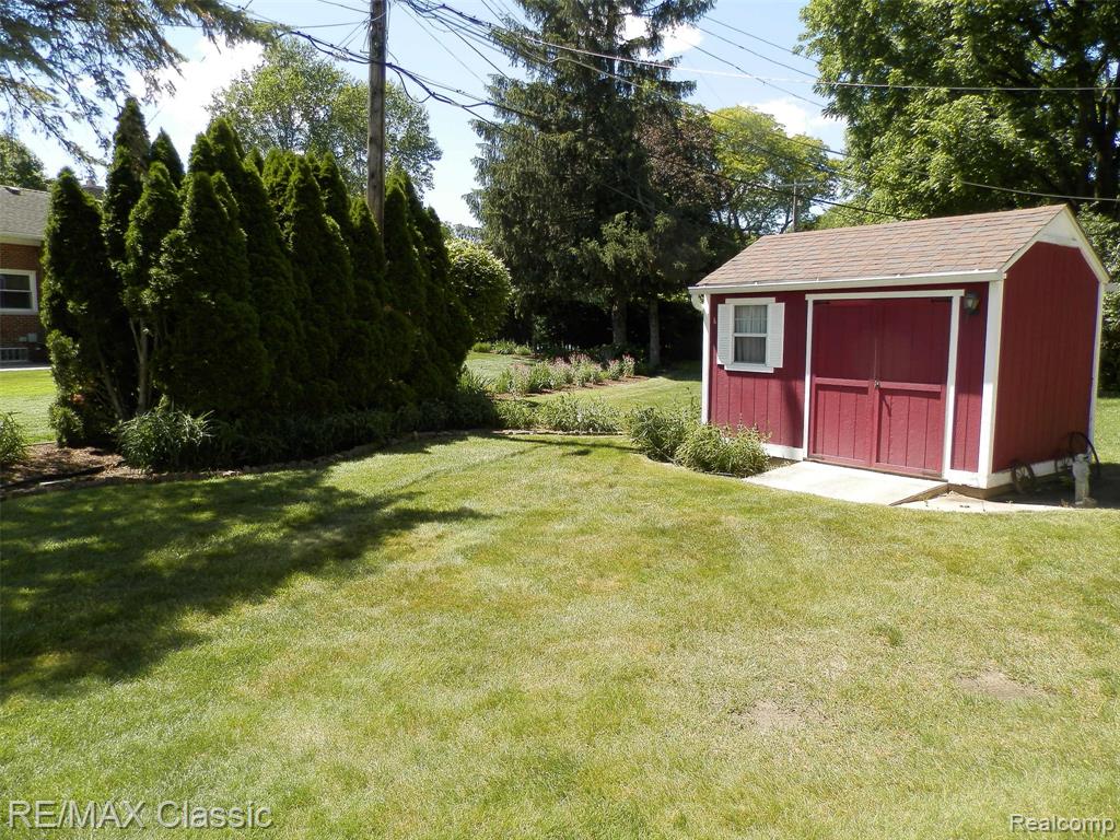 14921 Delaware Avenue, Redford, MI 48239 — Photo 27