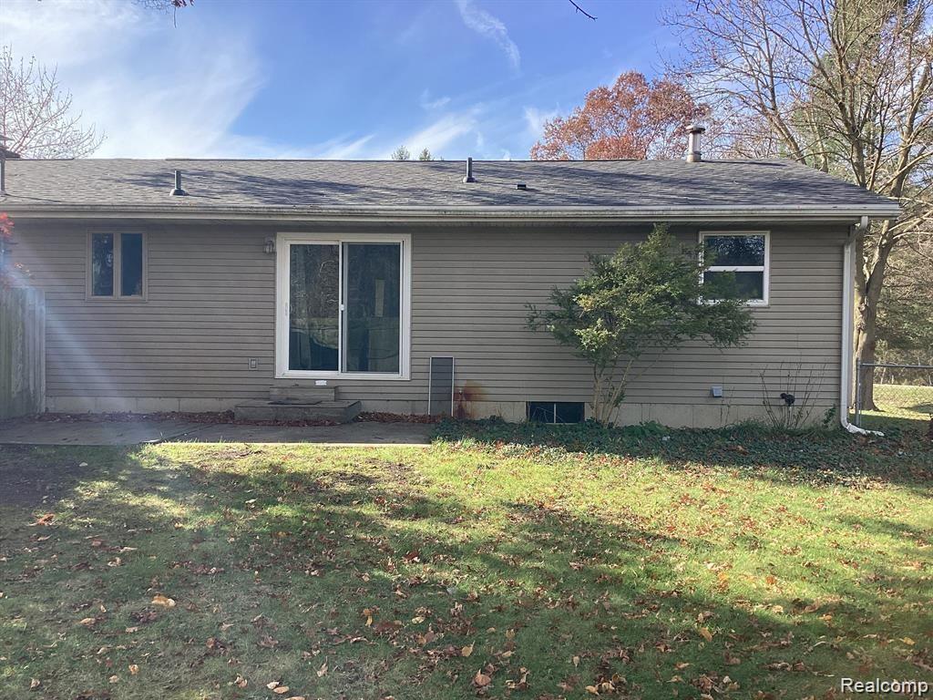 7491 PINCKNEY Road, Pinckney, MI 48169 — Photo 14