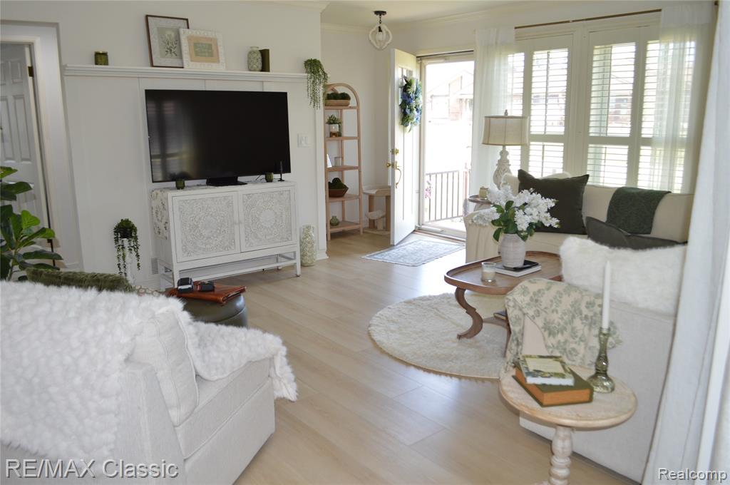 40605 Newport Drive E, 294, Plymouth, MI 48170 — Photo 5