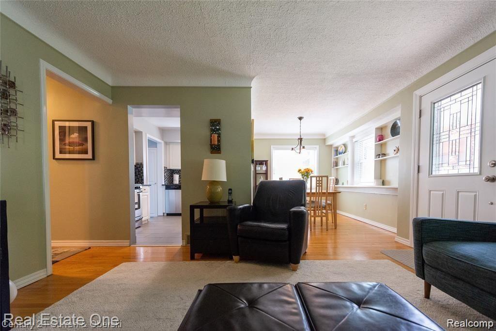710 N VERMONT Avenue, Royal Oak, MI 48067 — Photo 8