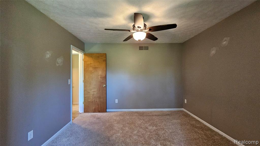 6790 Hinchey Road, Pinckney, MI 48169 — Photo 23