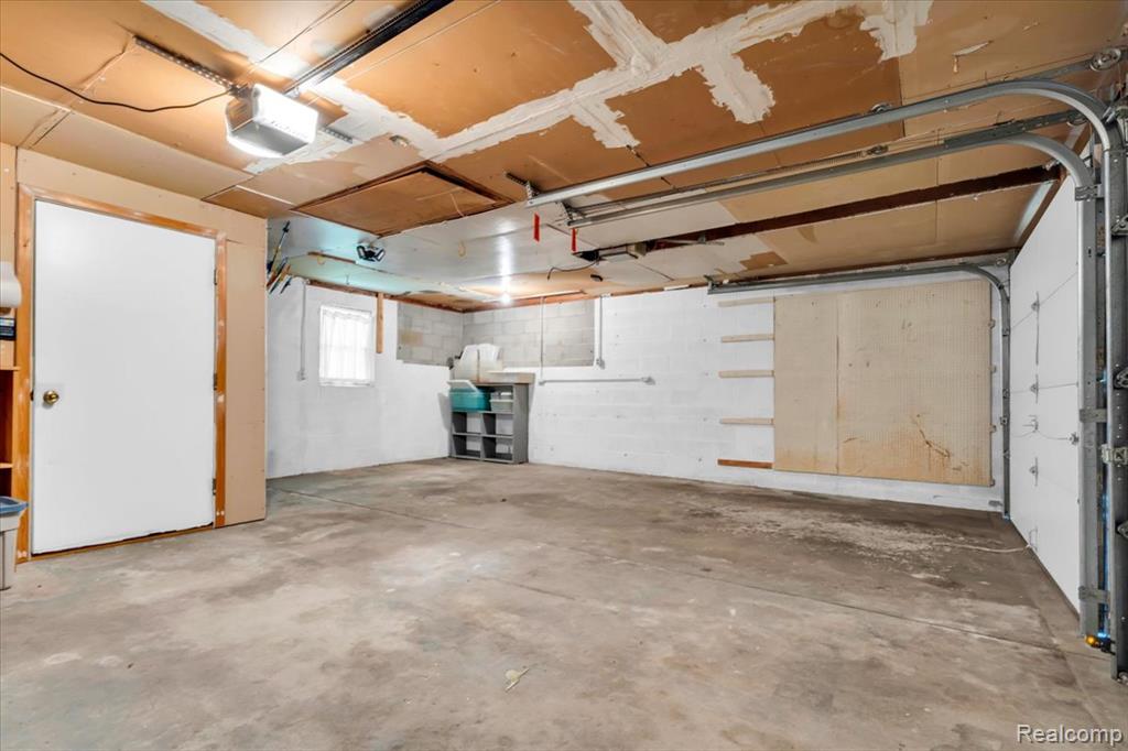 778 Troywood Drive, Troy, MI 48083 — Photo 30