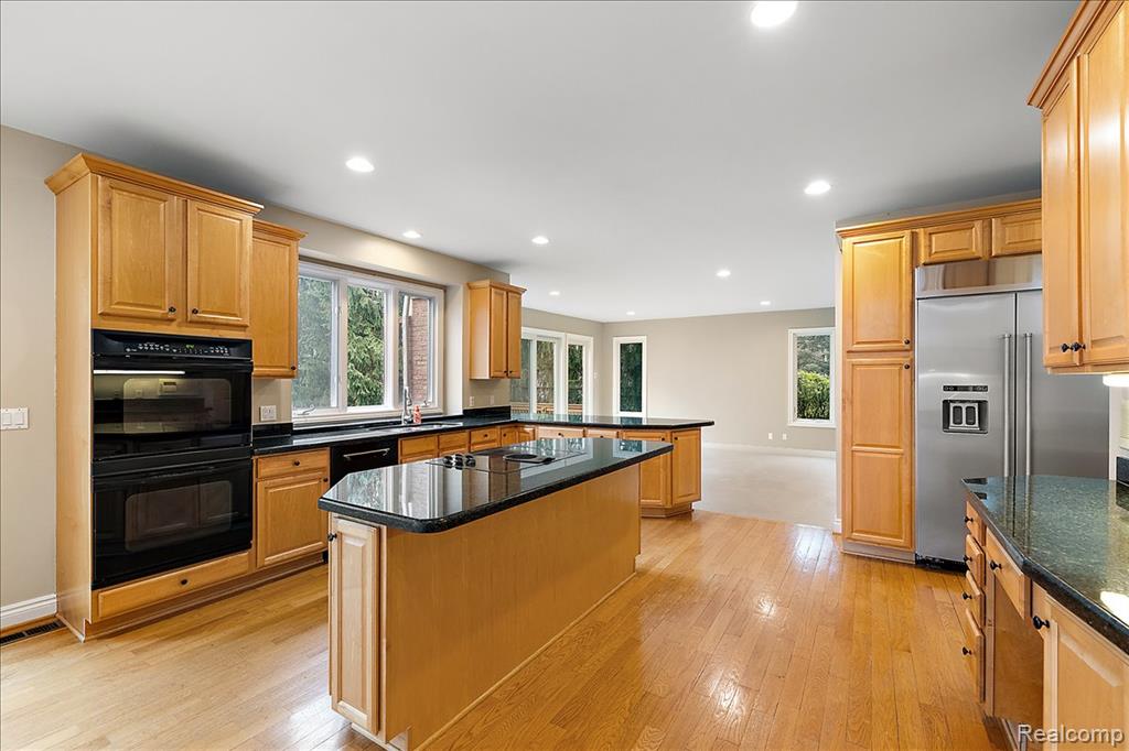 3725 Mountain Laurel Court, Oakland, MI — Photo 10