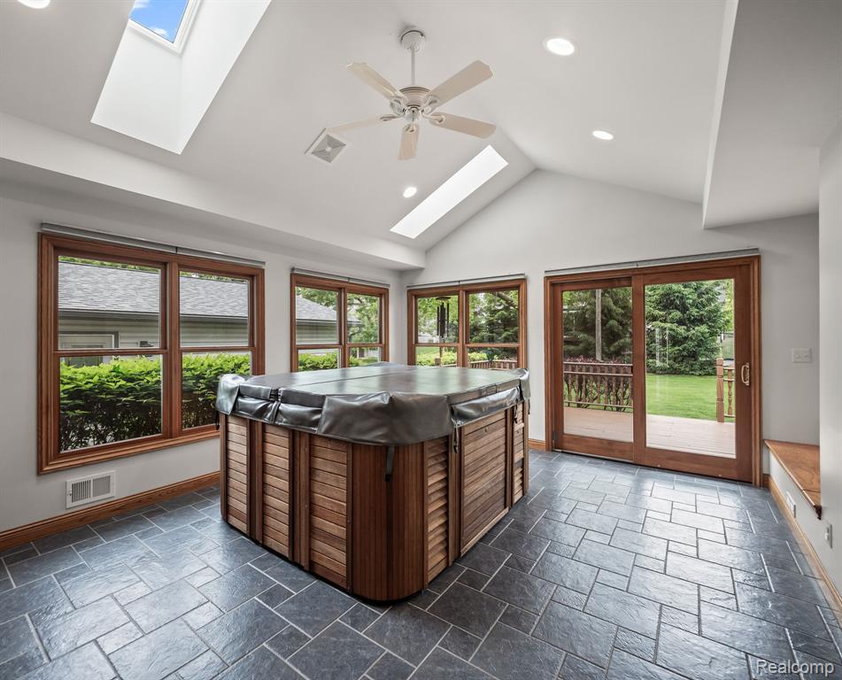 8380 COOLEY BEACH Drive, White Lake, MI — Photo 24