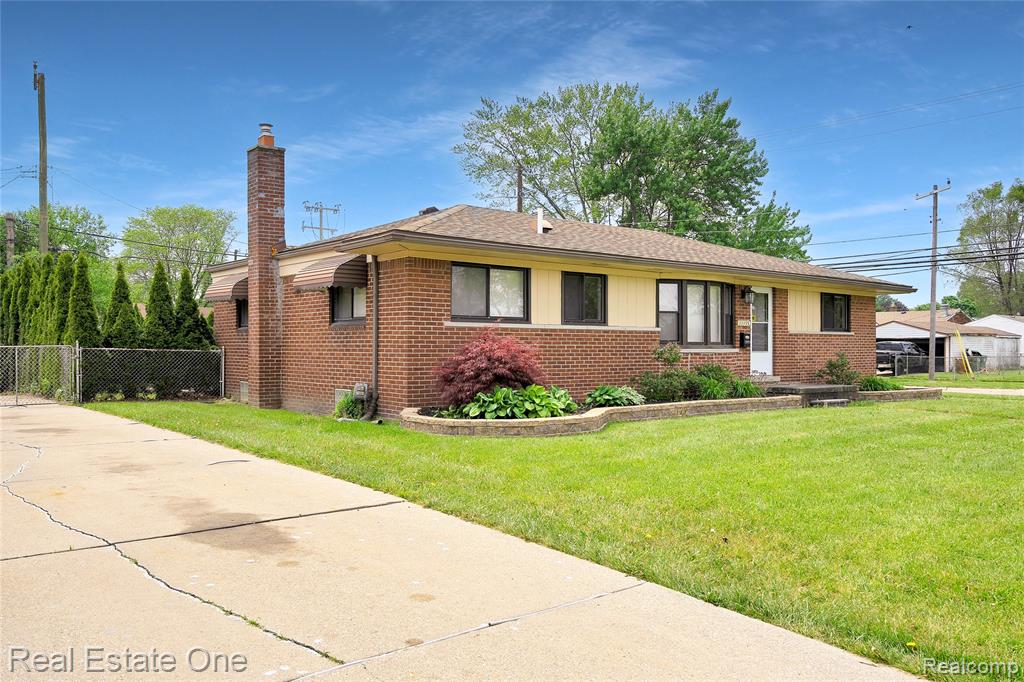 33395 Florence Street, Garden City, MI — Photo 3