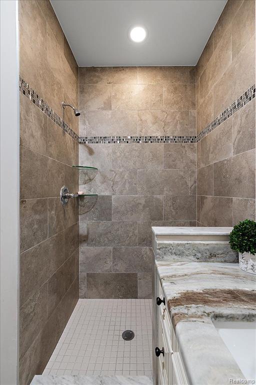 3973 LISA MARIE Drive, Sterling Heights, MI 48314 — Photo 28