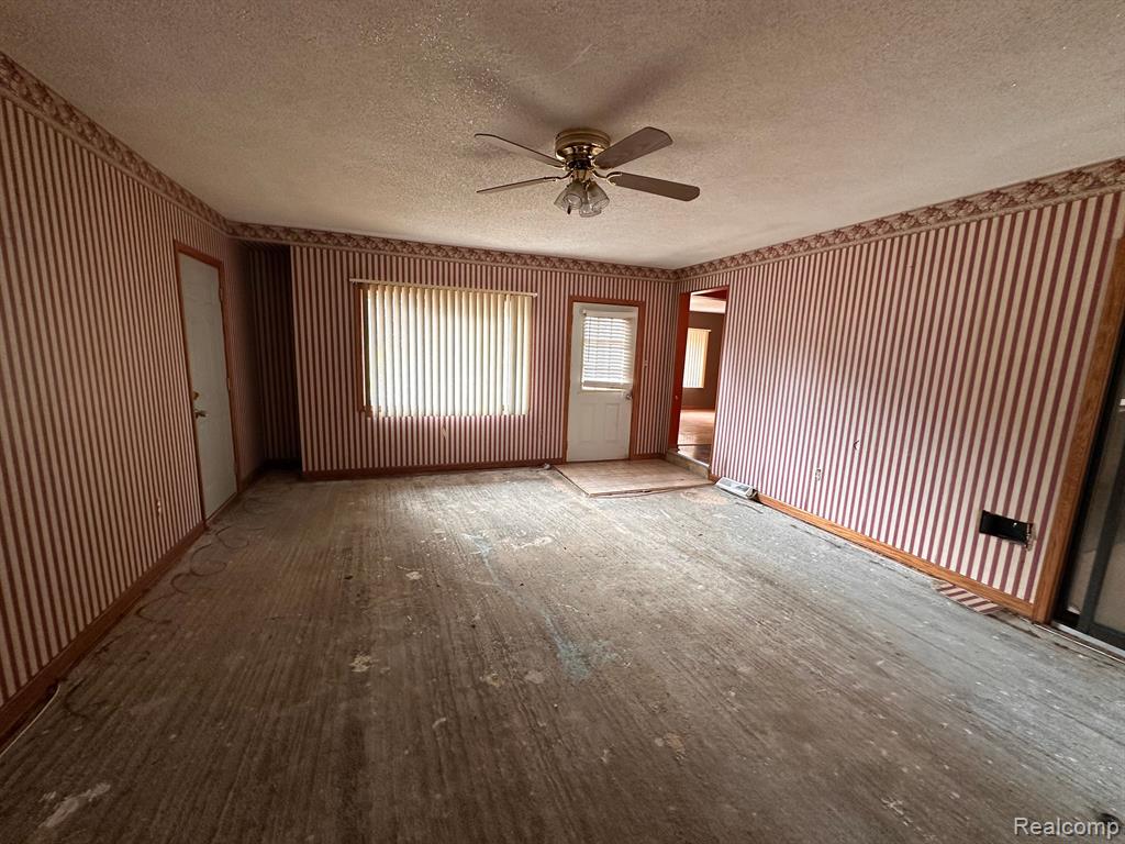 5324 SOUTHWAY Drive, Swartz Creek, MI 48473 — Photo 5