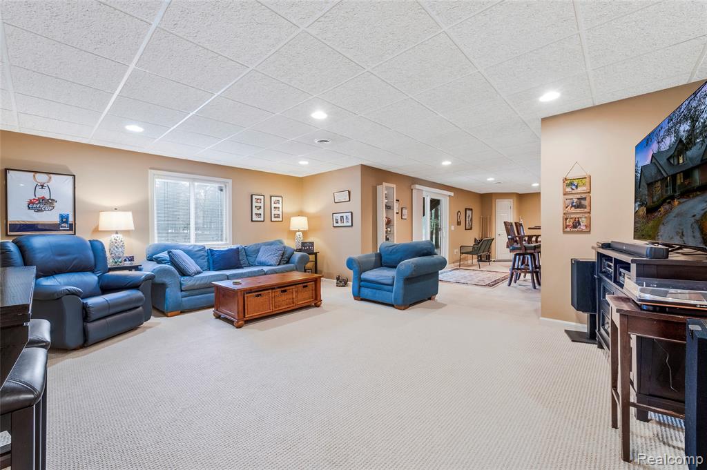 599 Nakomis Trail, Lake Orion, MI 48362 — Photo 41