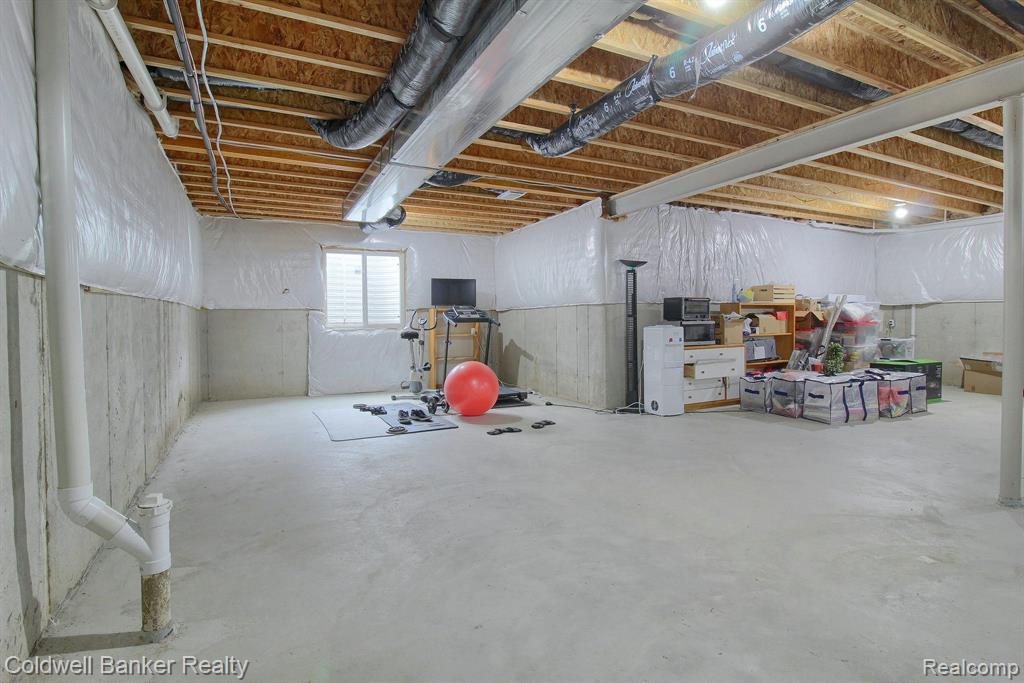 44298 BILLINGS Drive, Novi, MI 48377 — Photo 37
