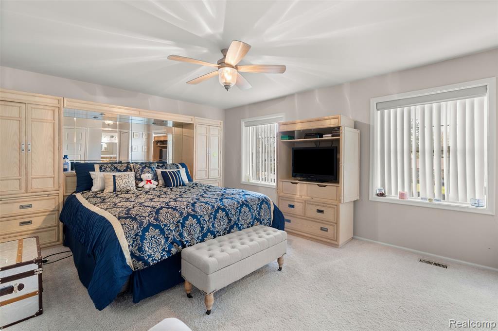 6338 Covered Wagons Trail, Flint, MI 48532 — Photo 54