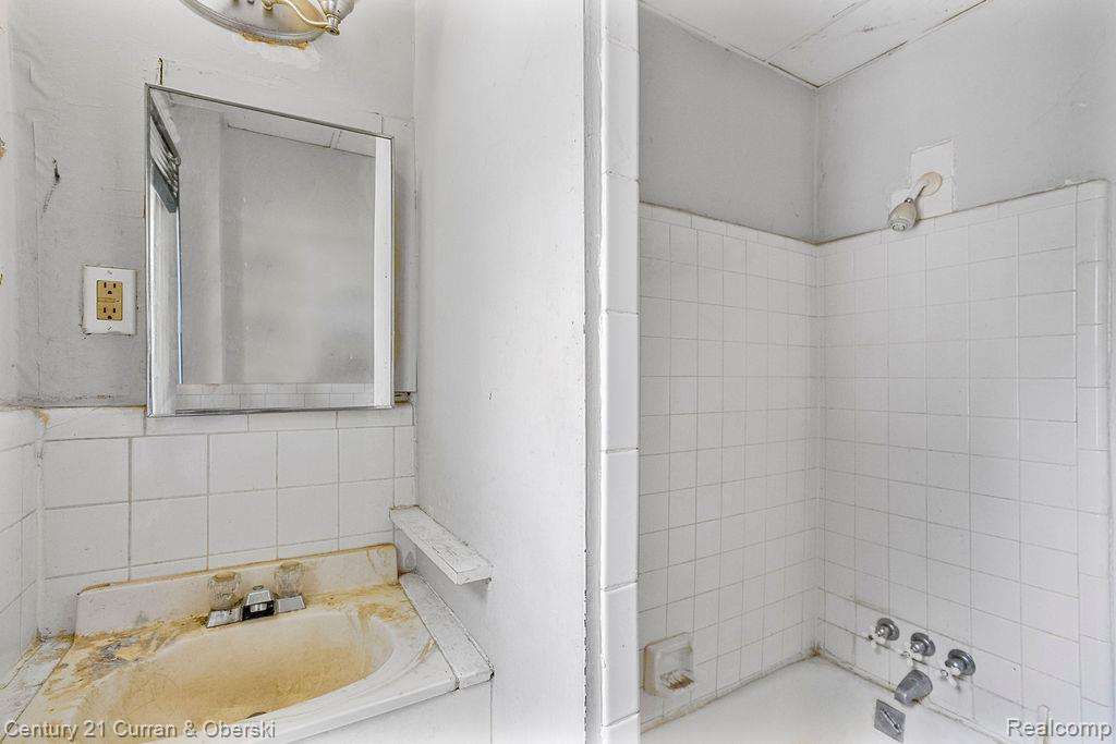 10 Perrin Street, River Rouge, MI 48218 — Photo 10