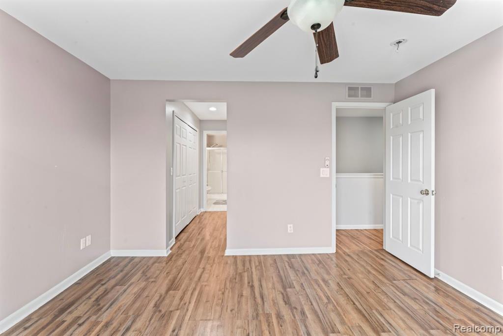 4109 ADDINGTON Drive, Commerce Twp, MI 48390 — Photo 15