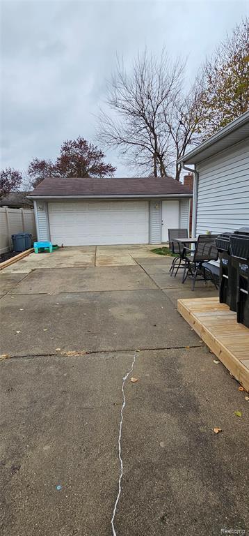 22308 Larch Street, Woodhaven, MI 48183 — Photo 35