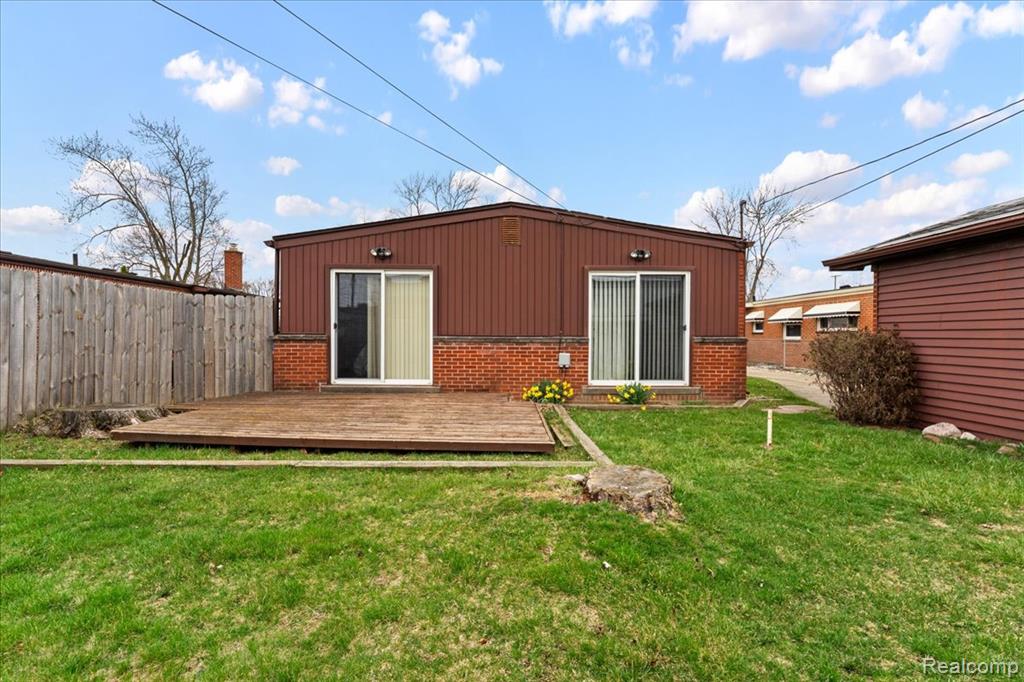 30124 Garry Avenue, Madison Heights, MI 48071 — Photo 31