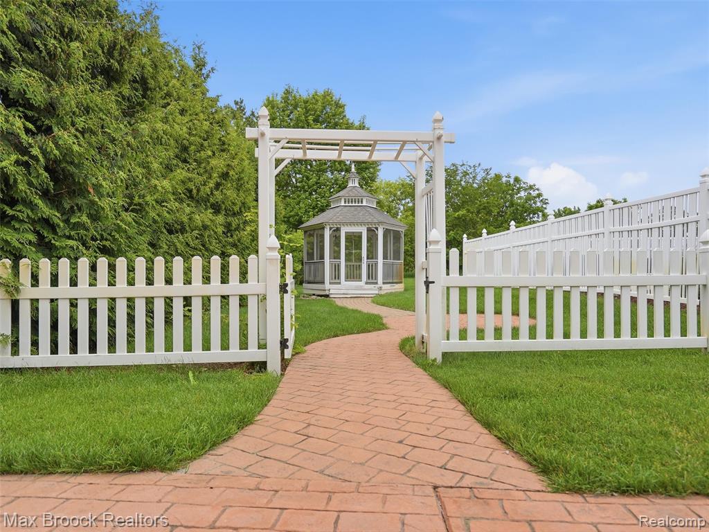 68163 Frampton Drive, Washington, MI 48095 — Photo 48