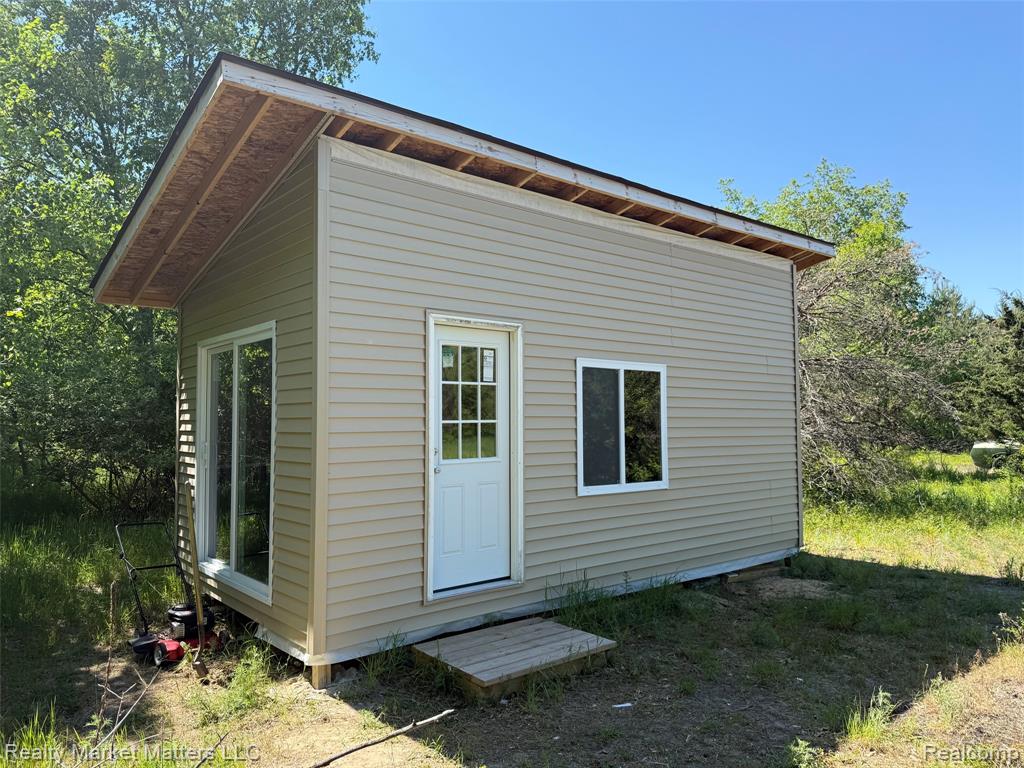 5400 Snow Den Trail, Columbiaville, MI 48421 — Photo 11