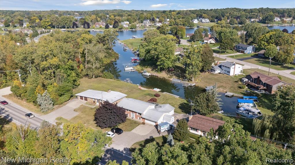 4272 Owen Road, Fenton, MI 48430 — Photo 52