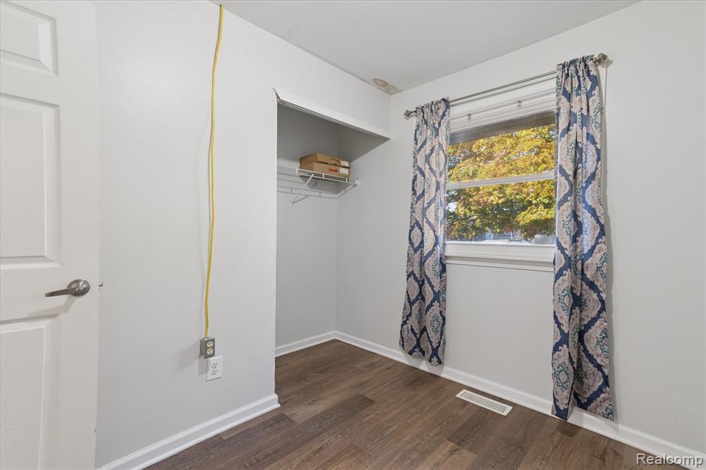 803 Dorset Avenue, Ypsilanti, MI 48198 — Photo 11