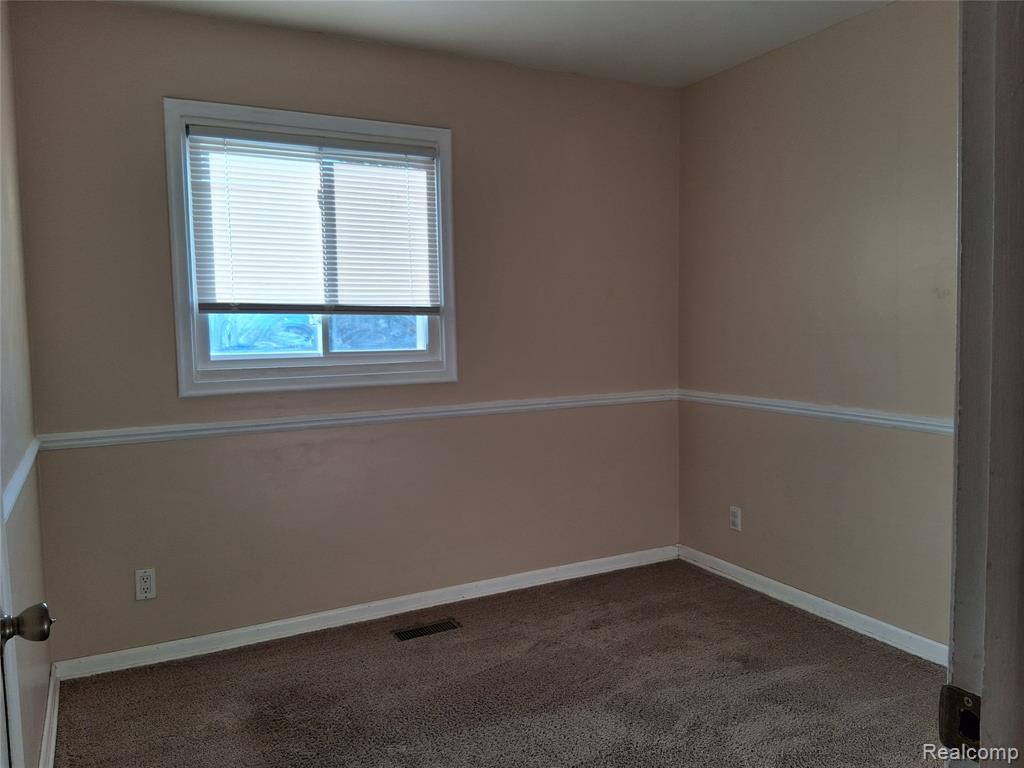 5097 Middleboro Road, Grand Blanc, MI 48439 — Photo 22