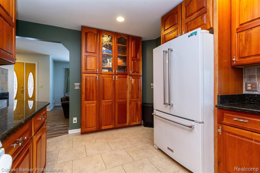 811 RAMSGATE Lane, Oxford, MI 48371 — Photo 12
