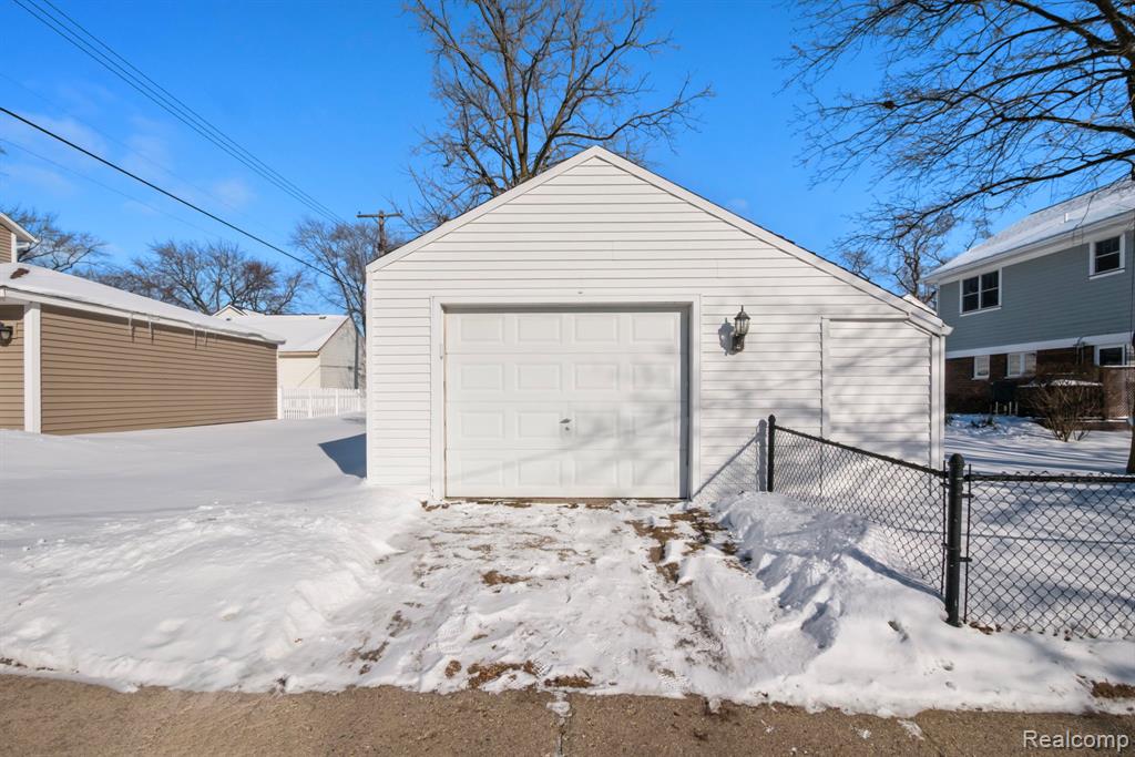 551 Auburn, Plymouth, MI 48170 — Photo 49