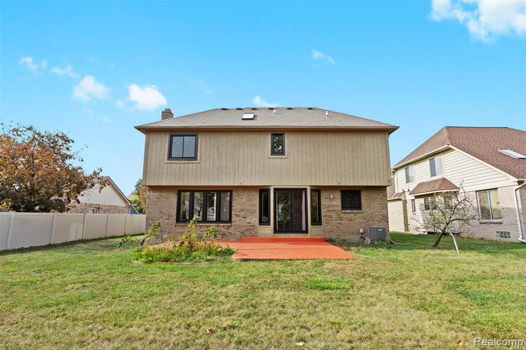44808 Rivergate Drive, Clinton Twp, MI 48038 — Photo 34