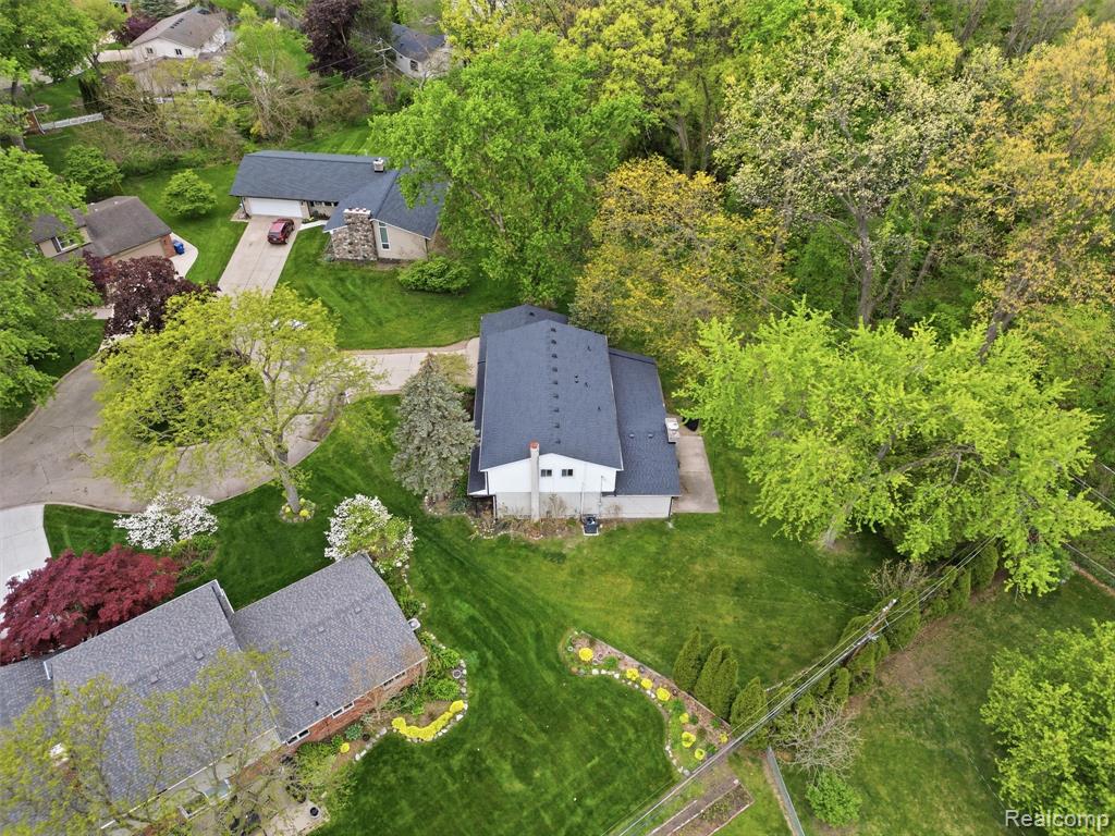 37296 Maple Leaf Court, Clinton Twp, MI 48036 — Photo 60
