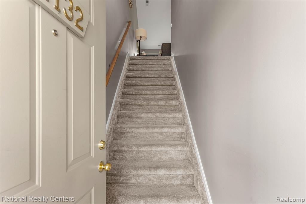 42732 LILLEY POINTE Drive, Canton, MI 48187 — Photo 19