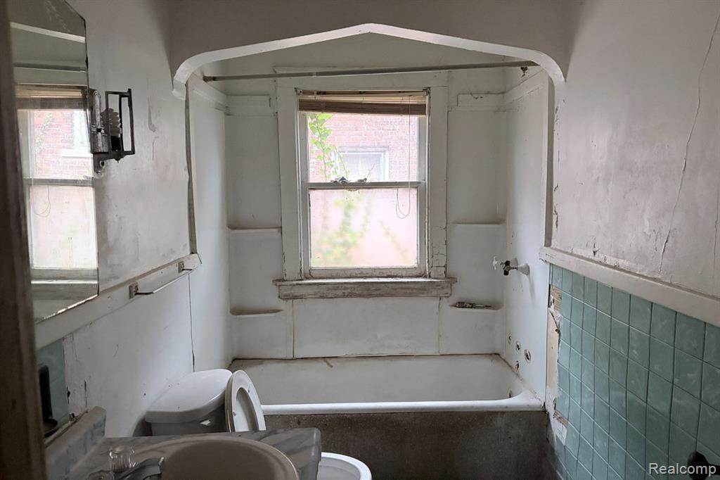 11714 Kentucky Street, Detroit, MI 48204 — Photo 8