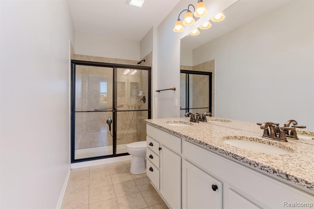 6475 PRAIRIE DUNES Drive, Grand Blanc, MI 48439 — Photo 17