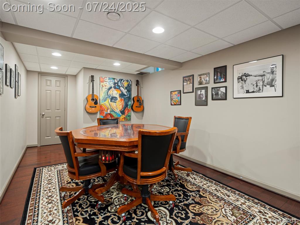 320 James Circle, Royal Oak, MI 48067 — Photo 23