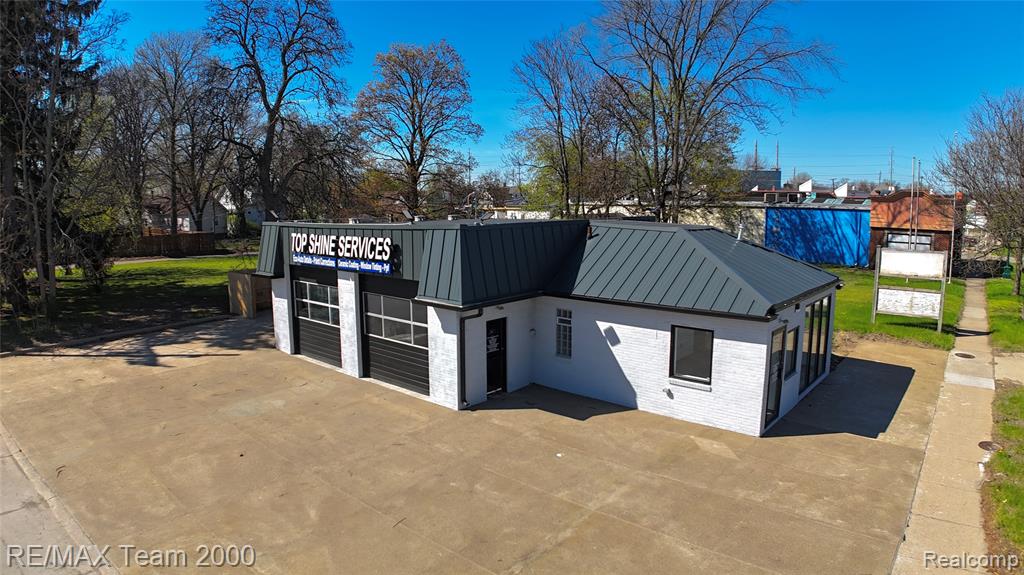 4438 S Wayne Road, Wayne, MI, 48184